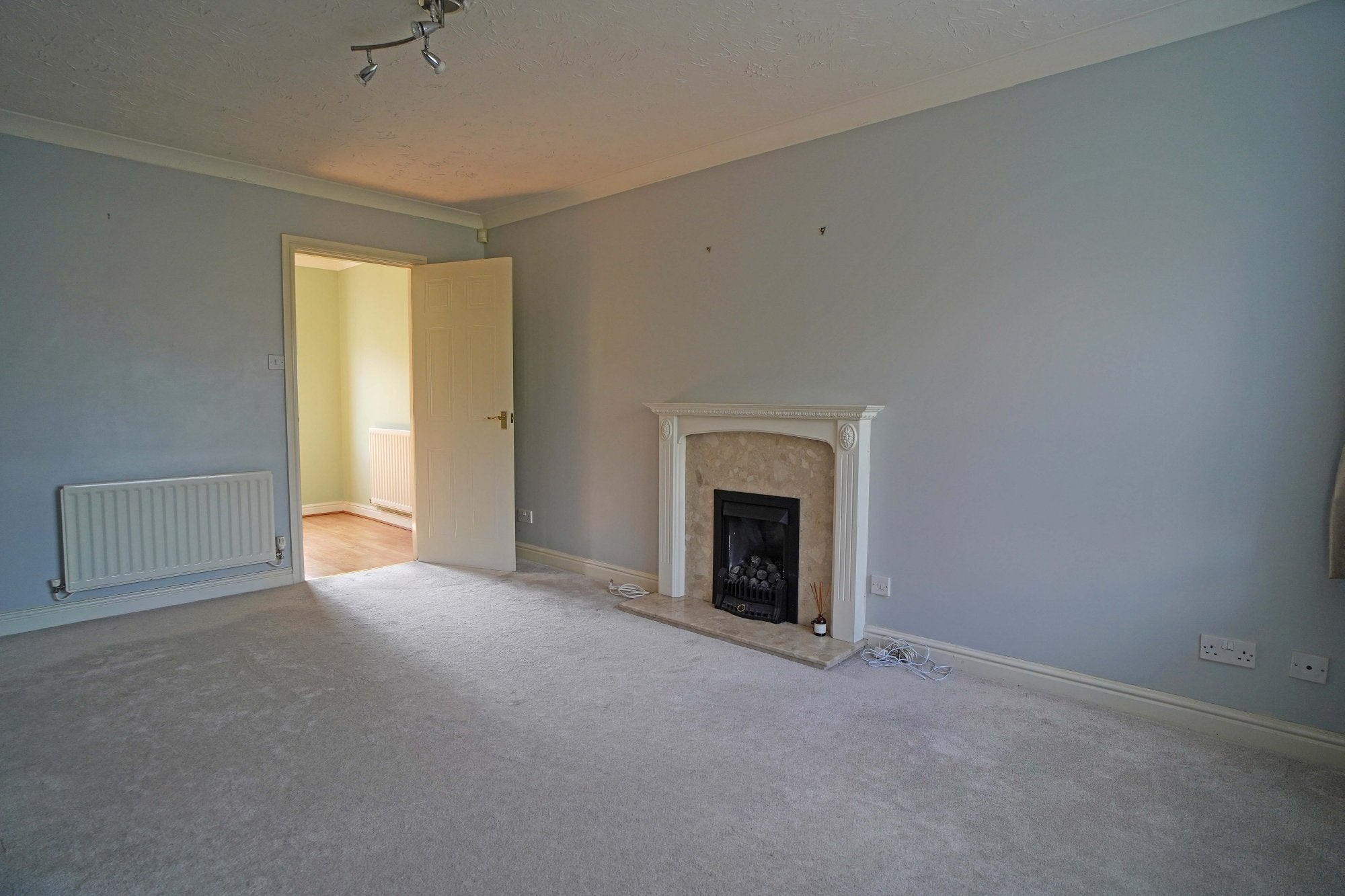House Frances Havergal Close in Royal Leamington Spa