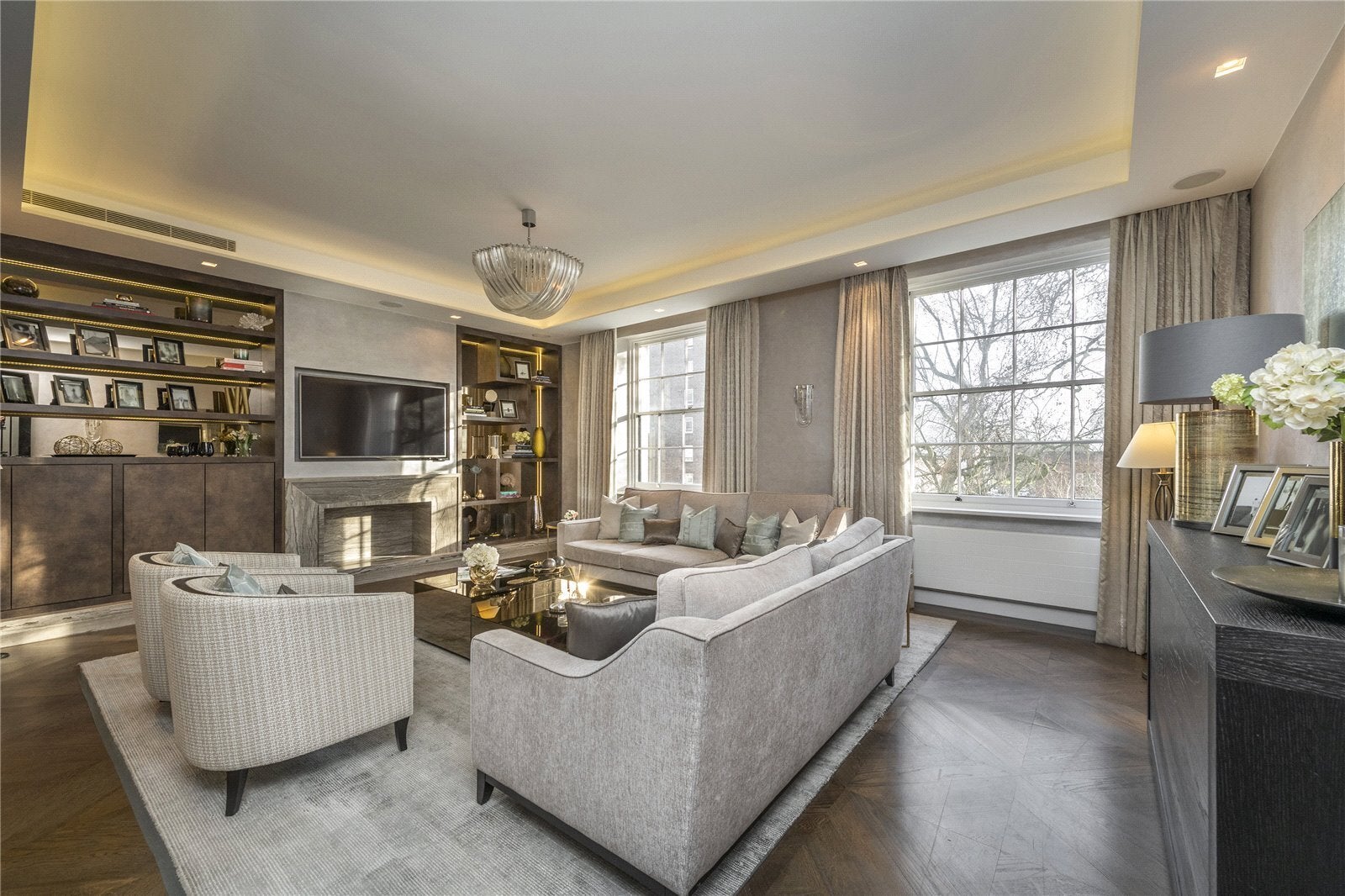 Flat Hyde Park Square in City of Westminster
