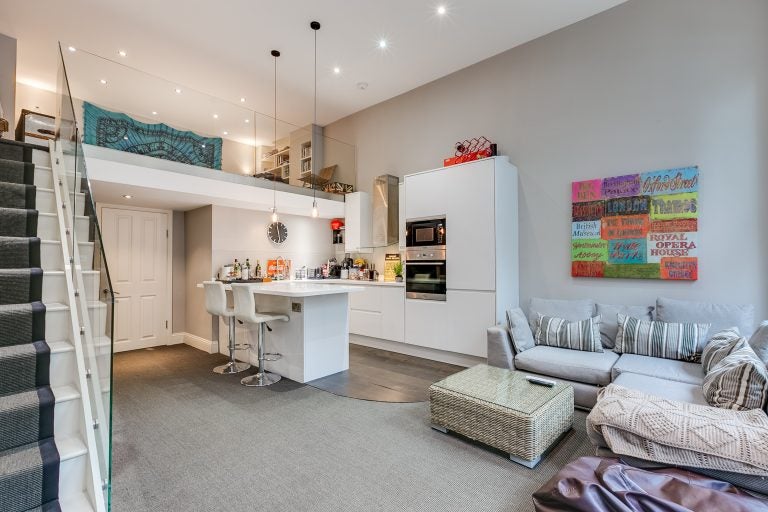 Flat Nevern Square in Greater London