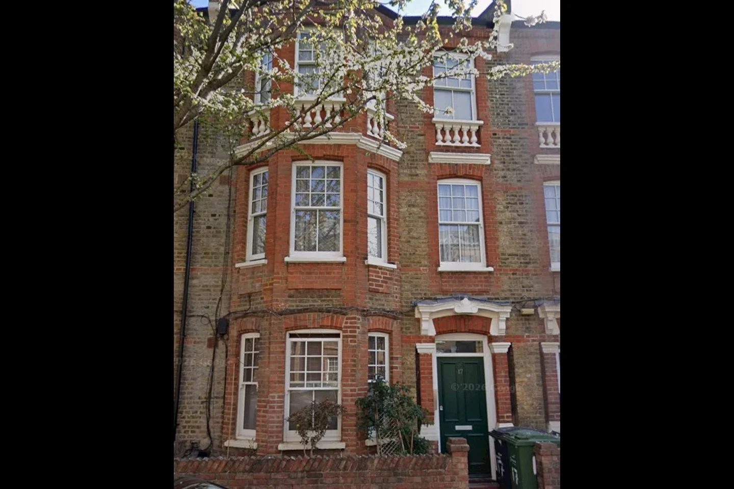 Room Morat Street in Greater London