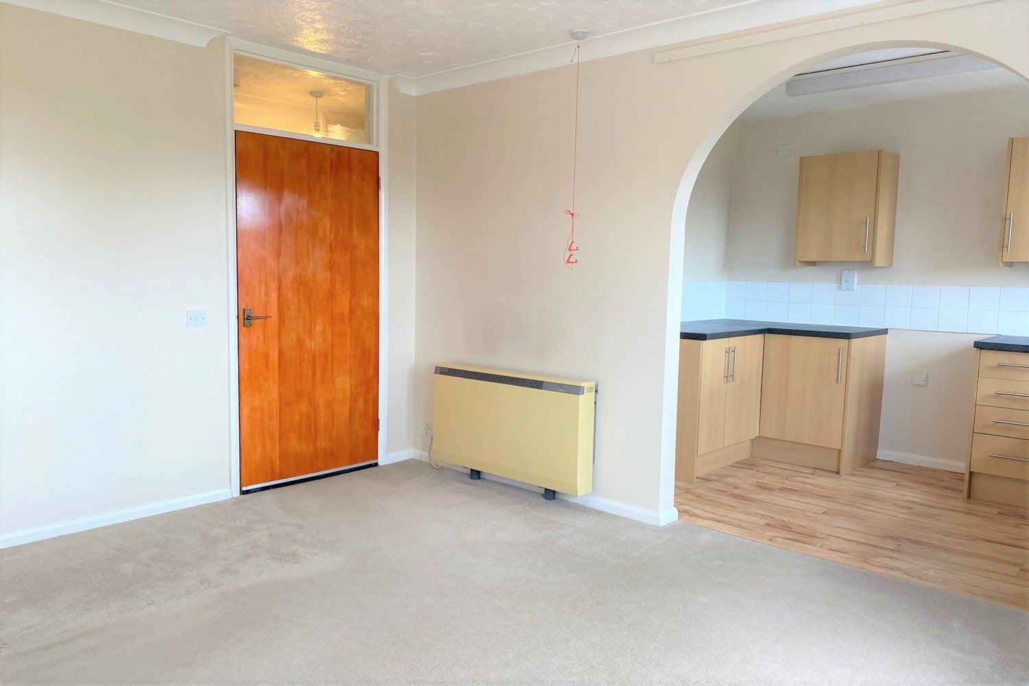 Flat Normanston Drive in East Suffolk