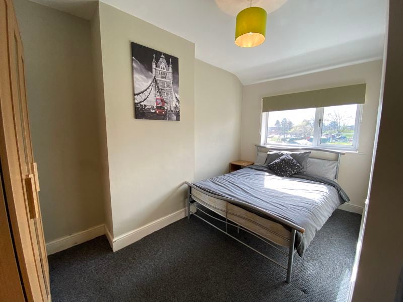 Room Burlington Avenue in Mansfield