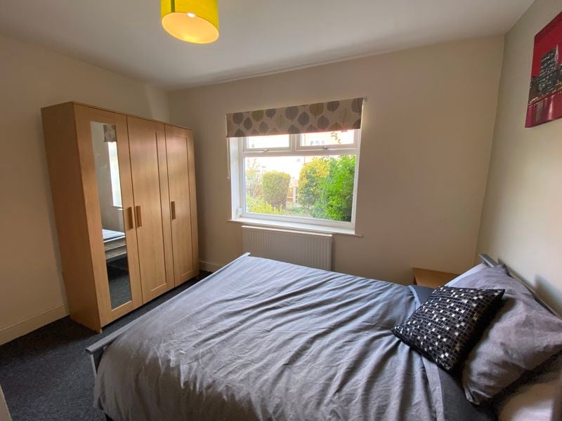 Room Burlington Avenue in Mansfield