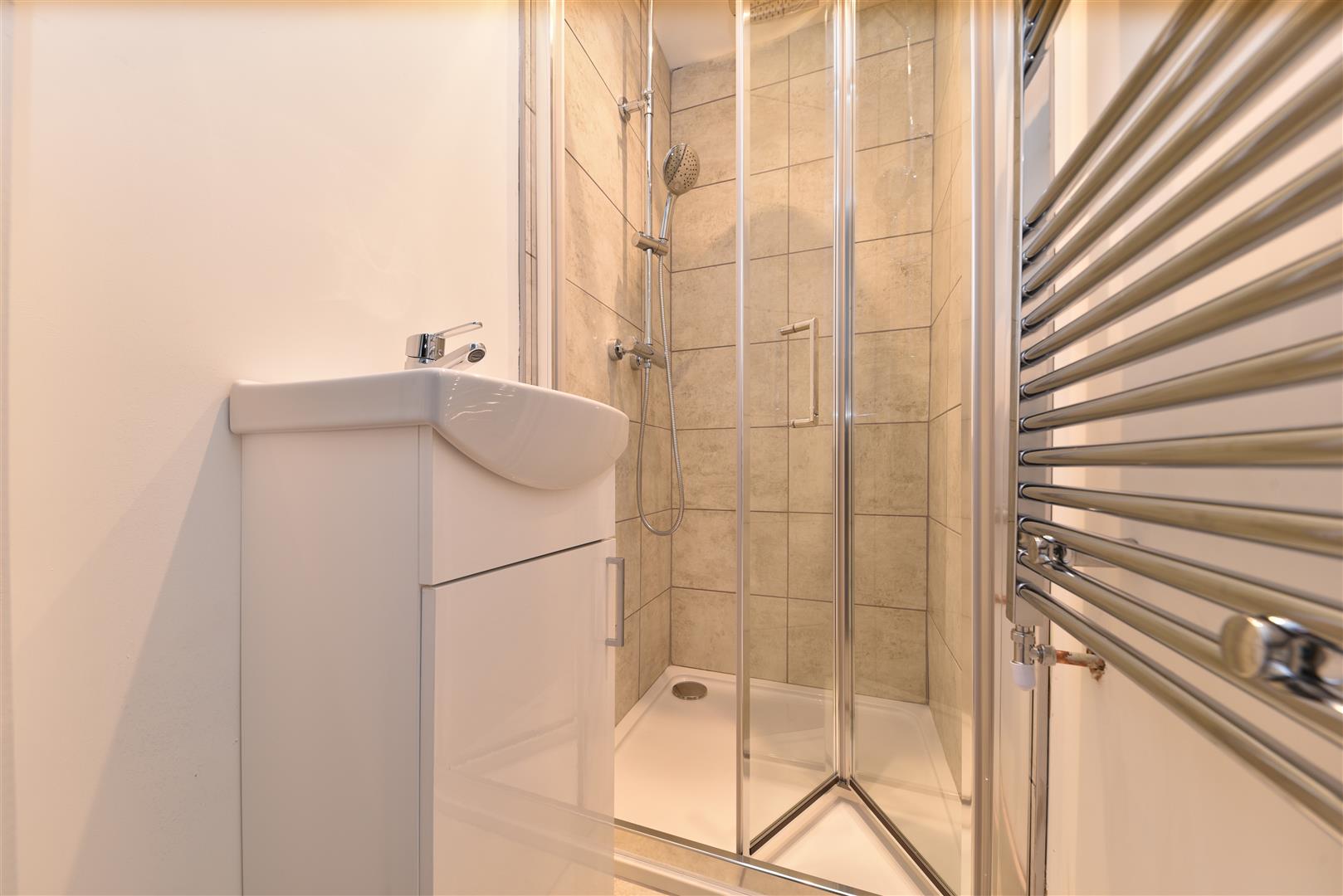 Room Ely Close in Stevenage