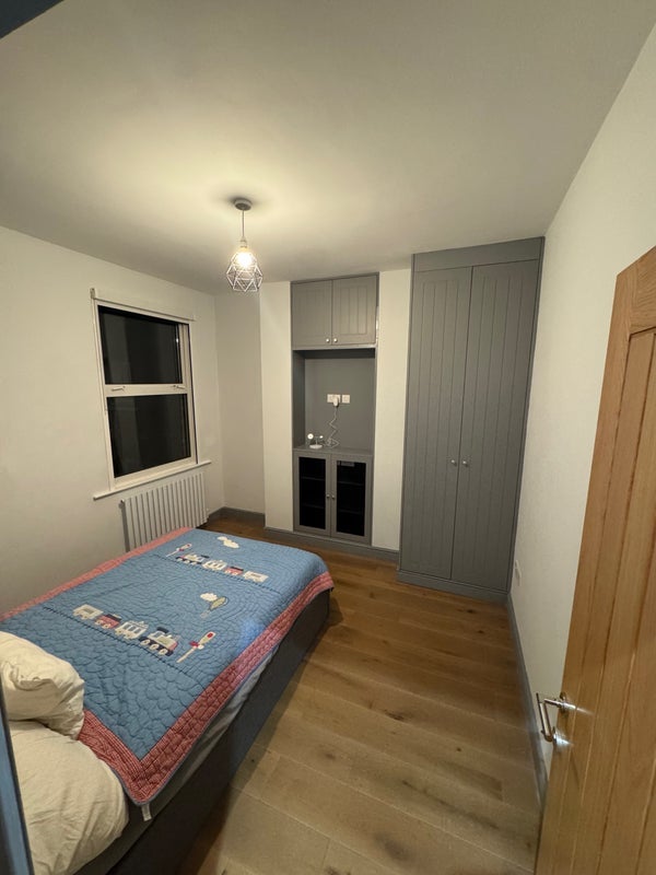 Room Lyham Road in Greater London