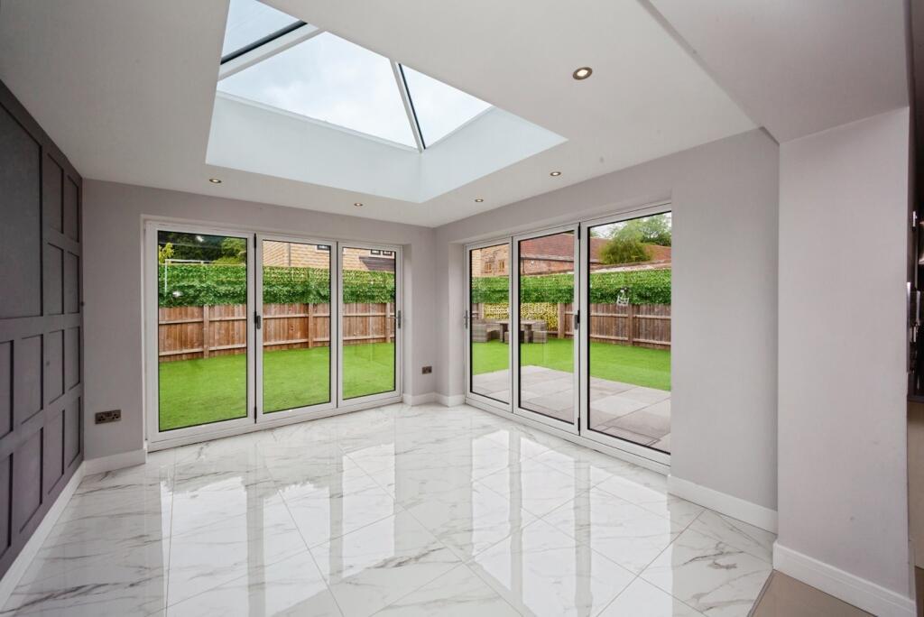 House Orchard Wells in Wickersley