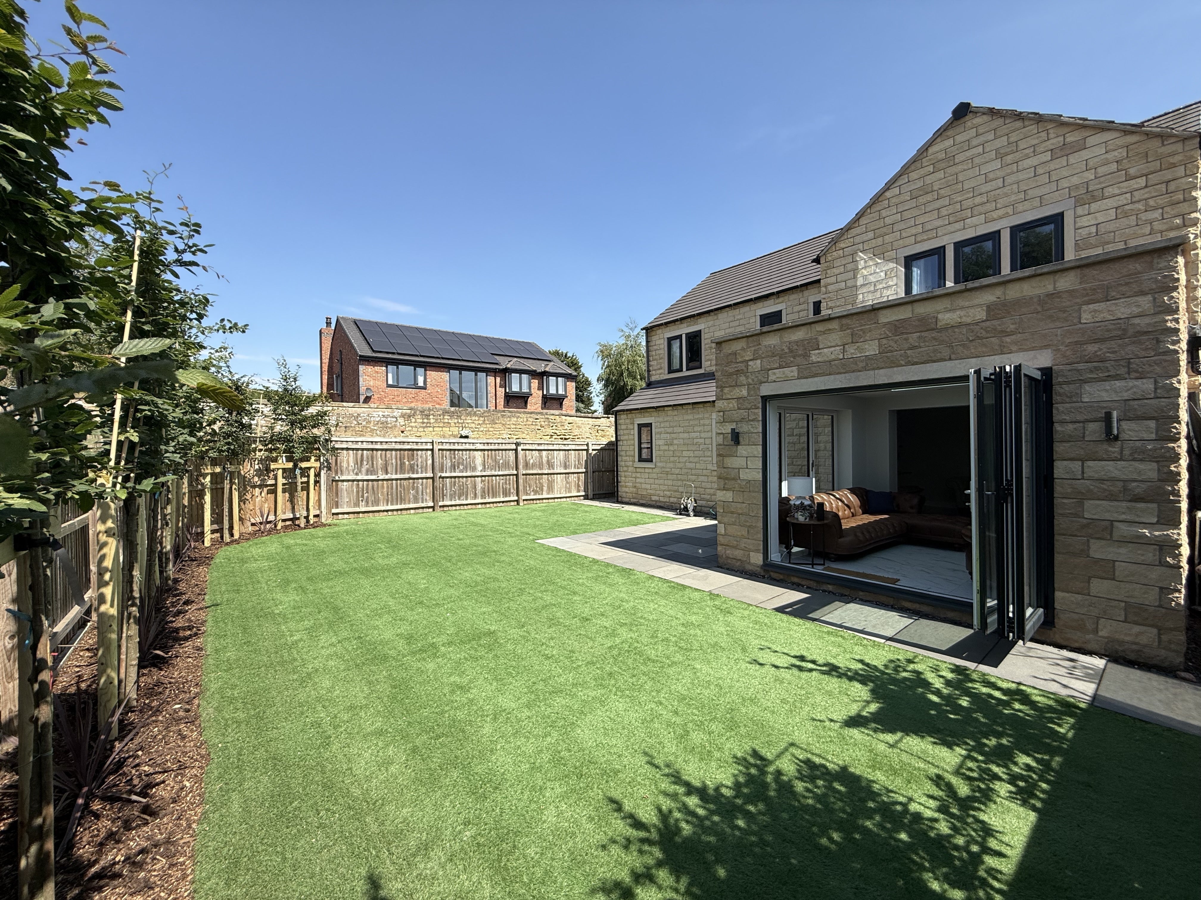 House Orchard Wells in Wickersley