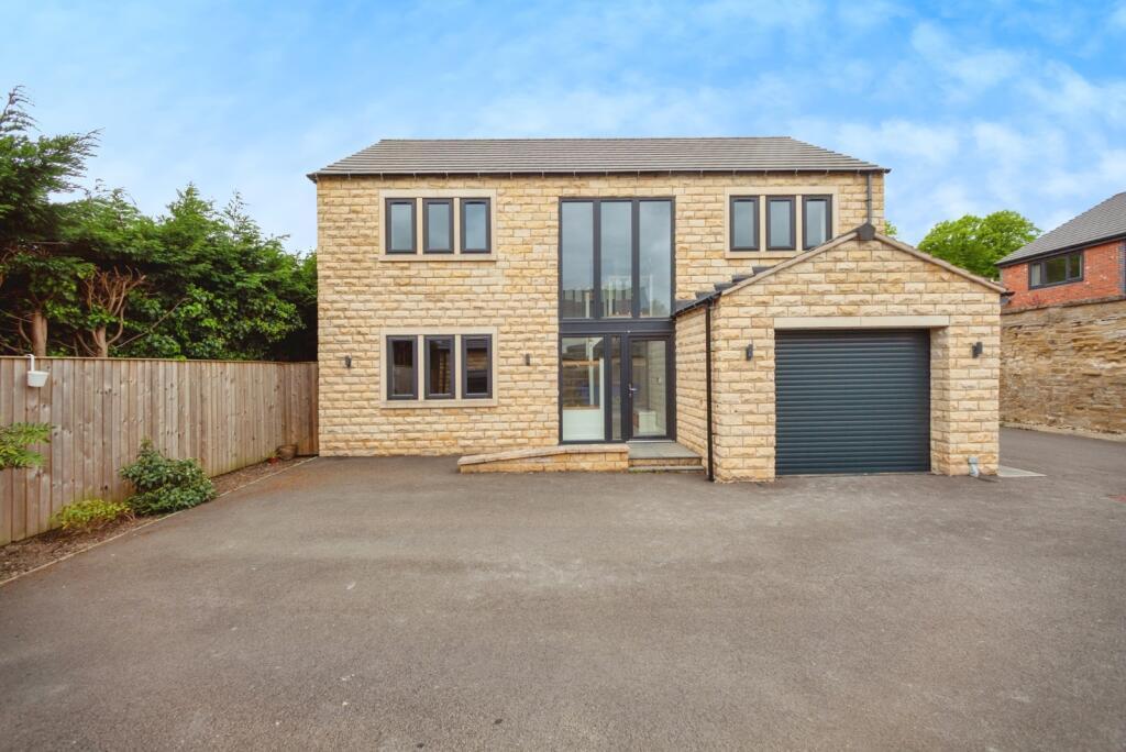 House Orchard Wells in Wickersley