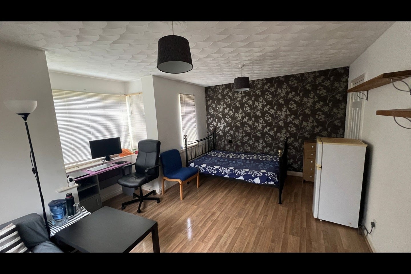 Room Ibstone Avenue in Milton Keynes