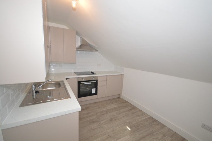 Flat College Place in Southampton