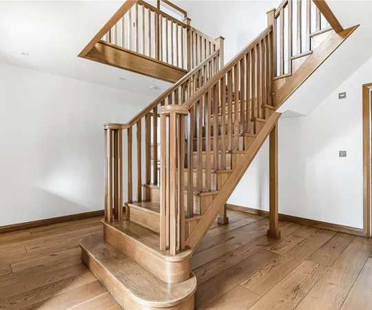 House Spring Close in Moulton