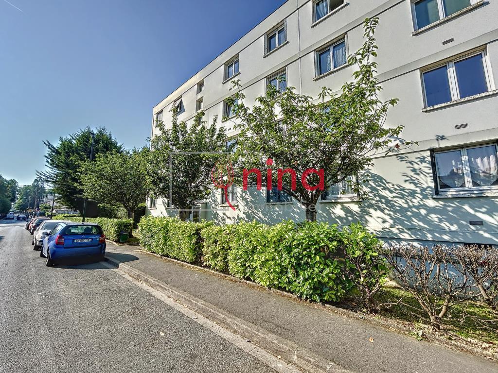 Flat Rue des Godeaux in Brunoy