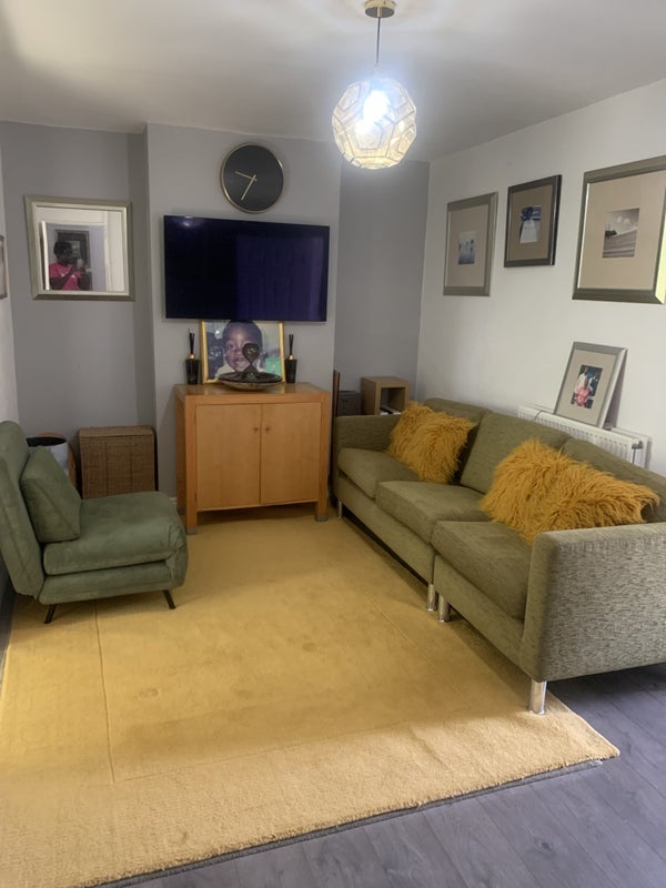 Room Bramford Road in Ipswich