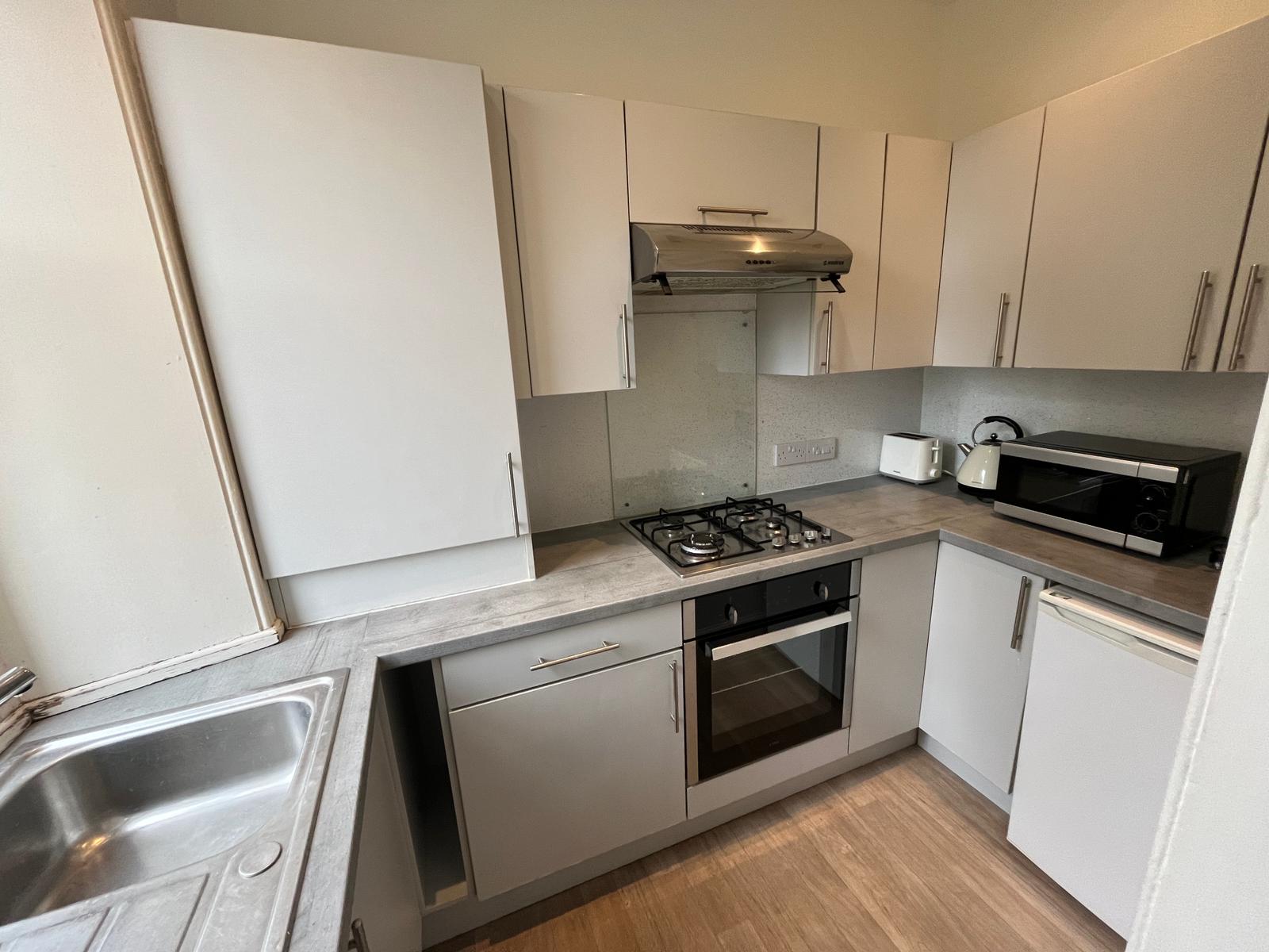 Flat Dalgety Avenue in City of Edinburgh