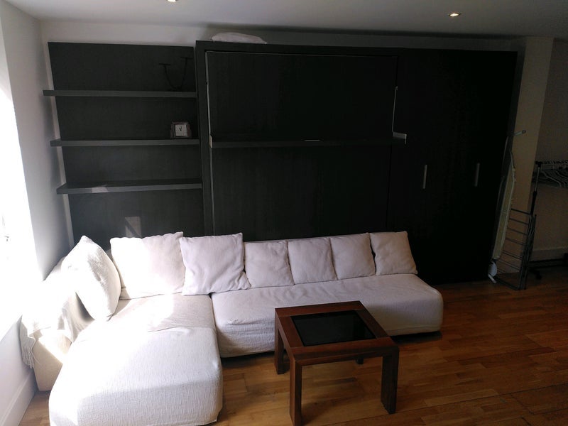 Room Cross Street in Charnwood