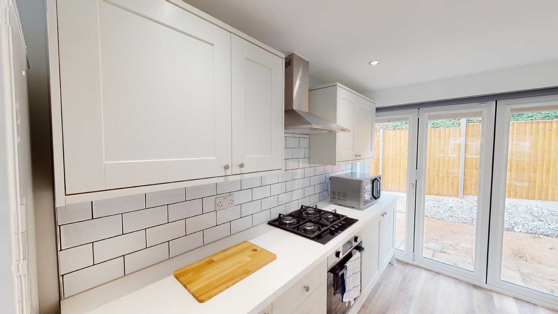 Flat Yew Tree Close in Exeter