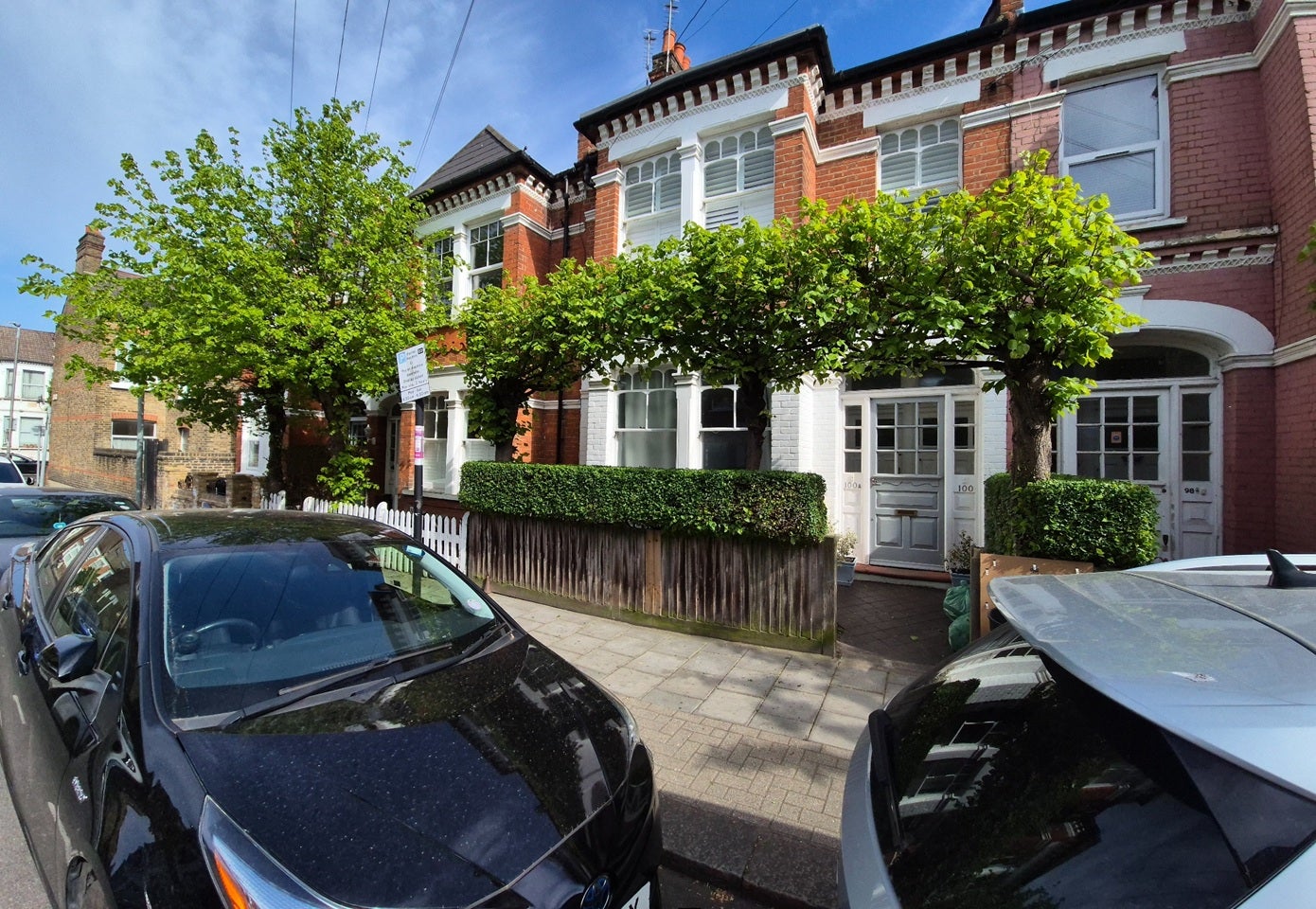 Flat Stapleton Road in Greater London