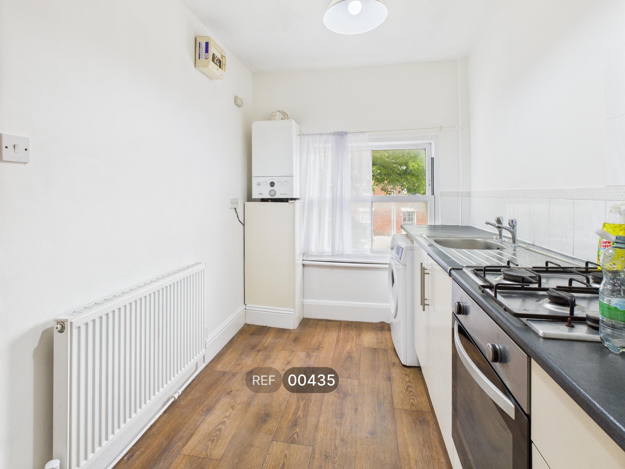 Flat Spring Bank in Hull