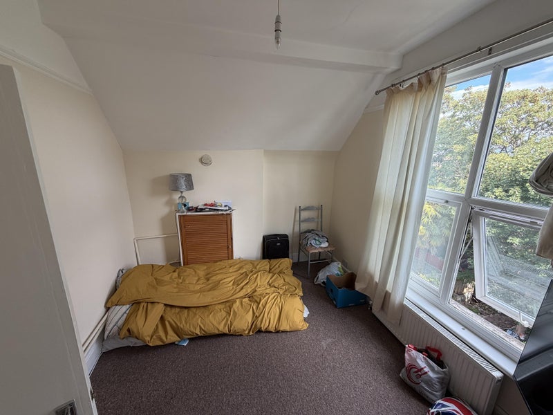 Room Hillfield Park in Greater London