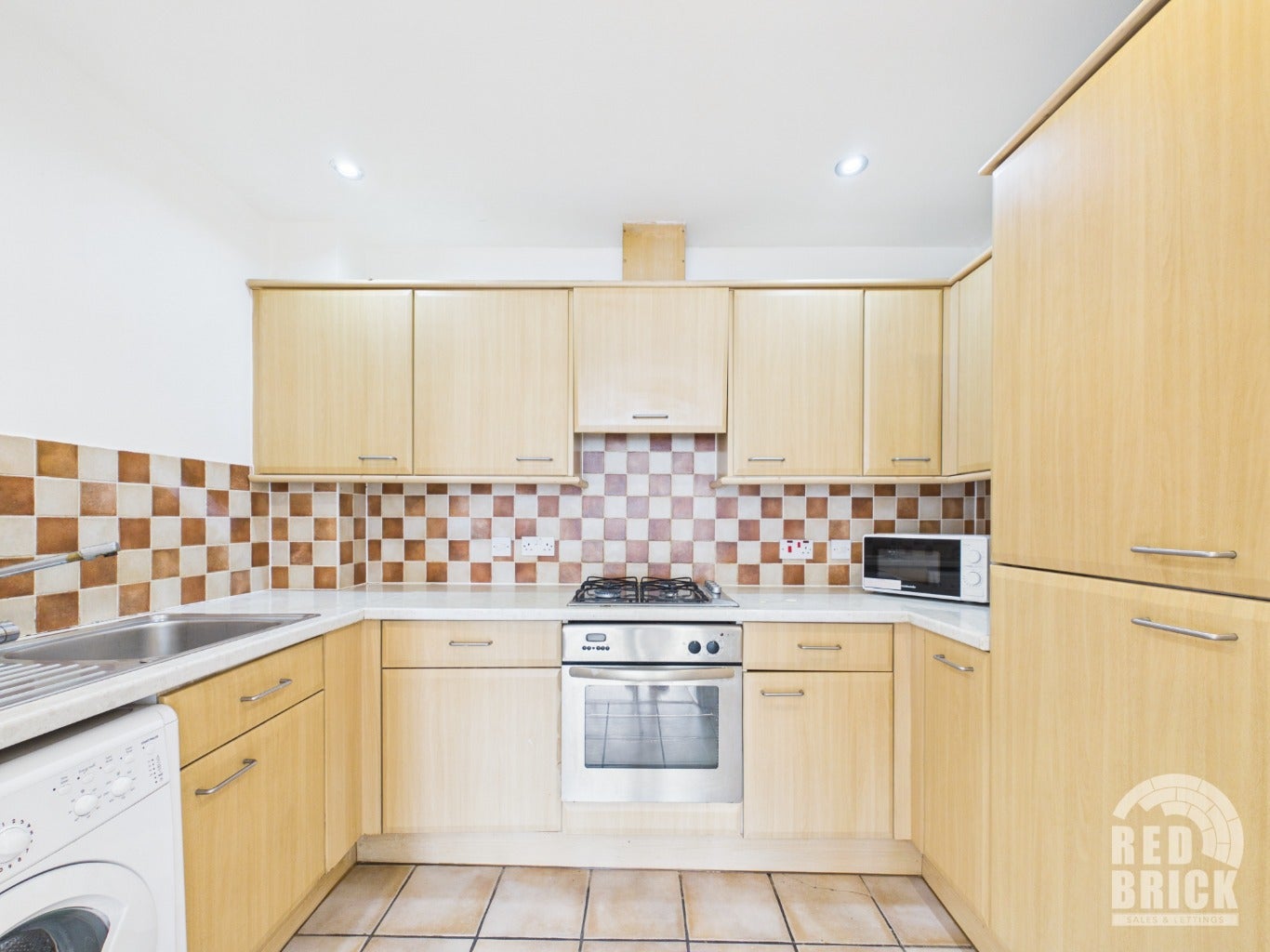 Flat Longfellow Road in Coventry