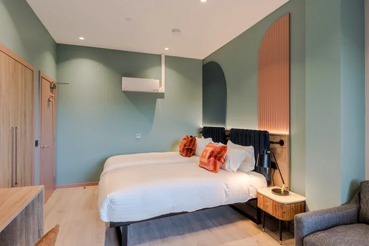 Flat North Row in Milton Keynes