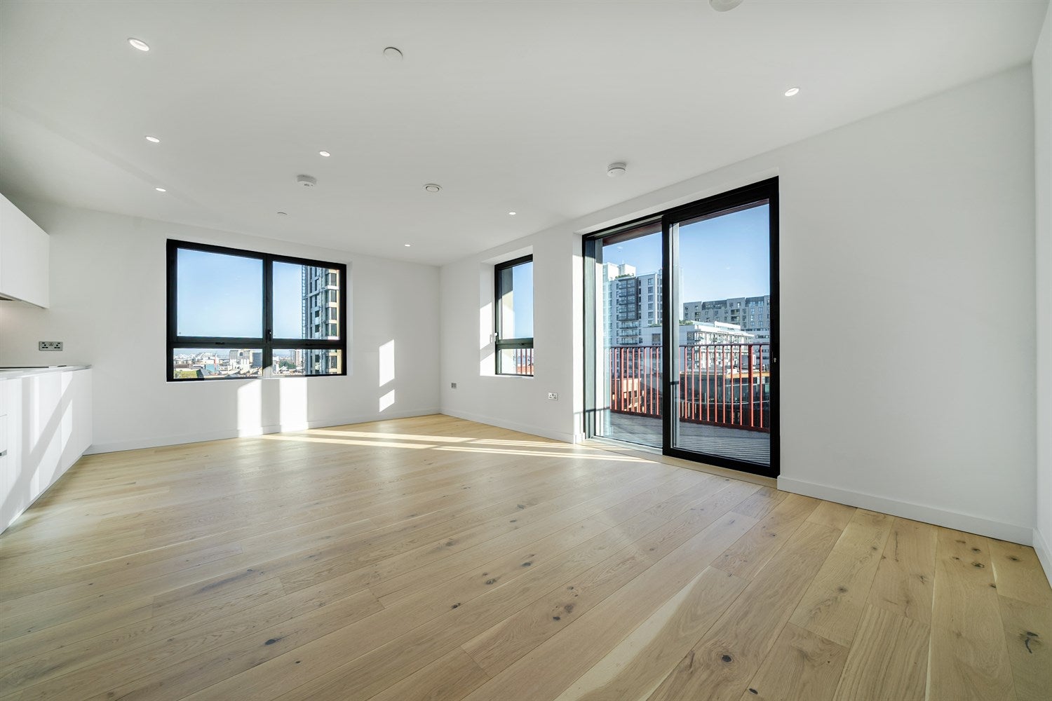Flat Pilot Walk in Greater London