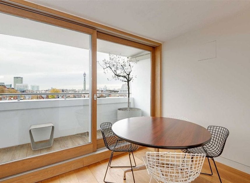 Flat Marylebone Road in City of Westminster
