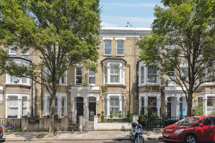 House Uverdale Road in Greater London