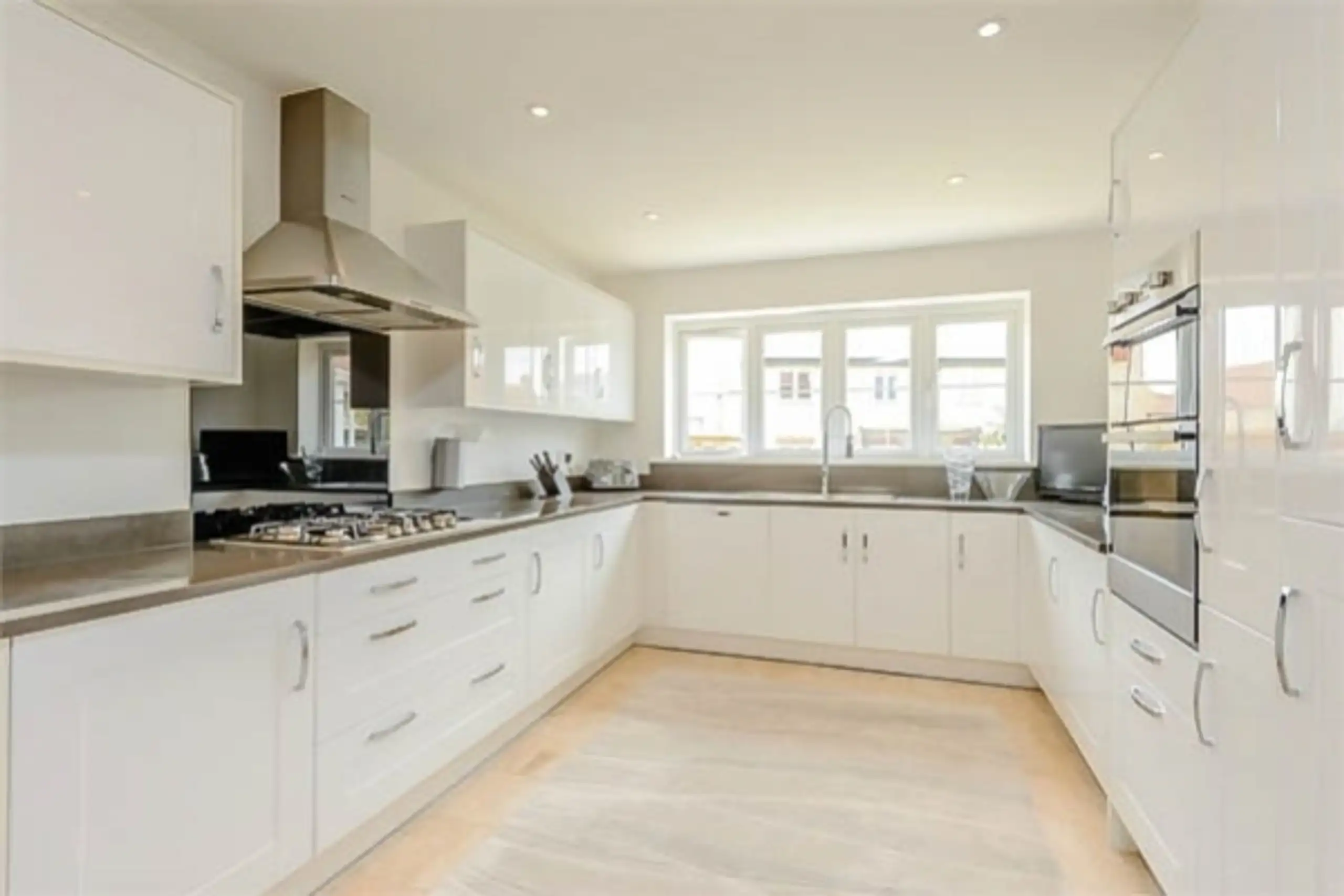 House Kempton Close in Cherwell District