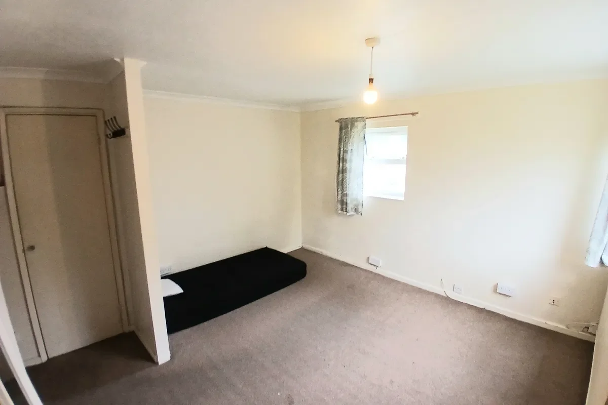 Flat Inskip Crescent in Stevenage