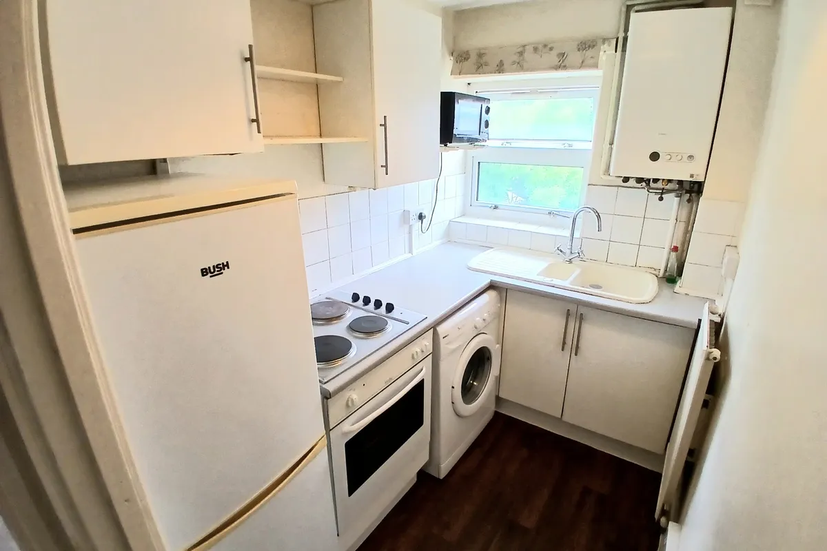 Flat Inskip Crescent in Stevenage