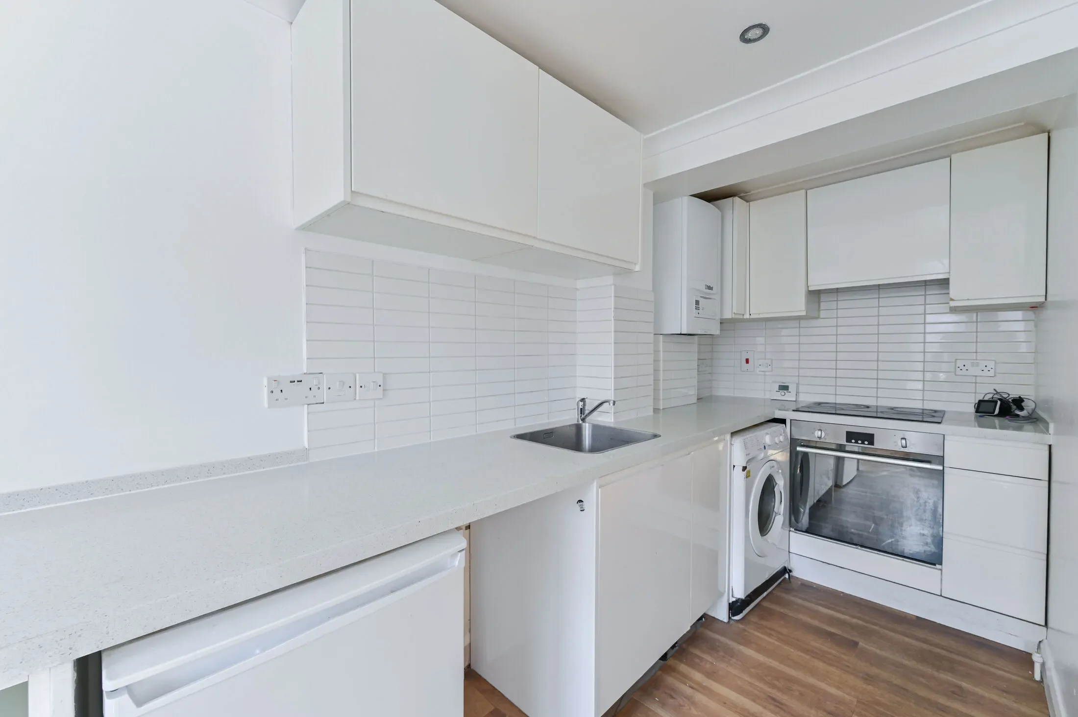 Flat Morden Road in Greater London