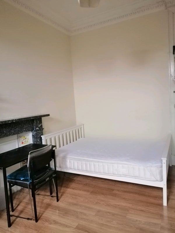 Room Norfolk Street in Glasgow