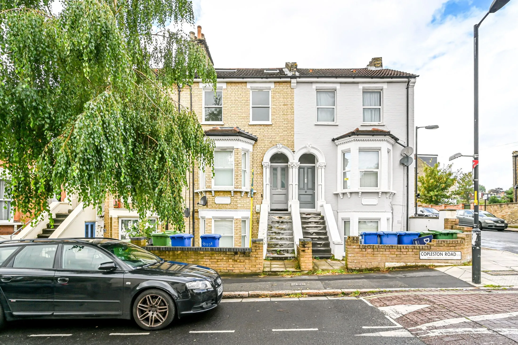 Flat Copleston Road in Greater London