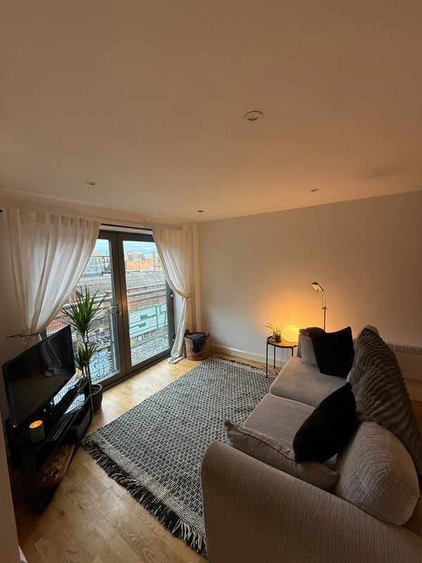 Room King Square Avenue in Bristol
