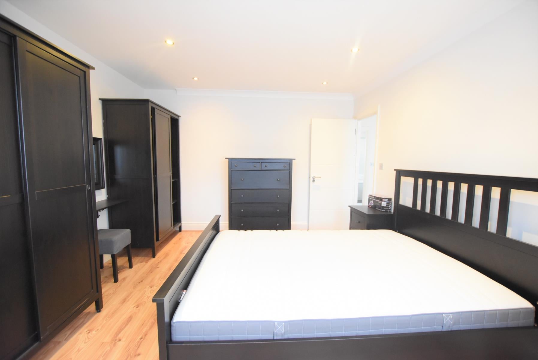 House Linkside in Greater London