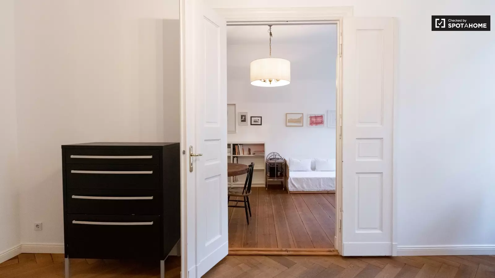 Wohnung Böhmische Straße in Berlin