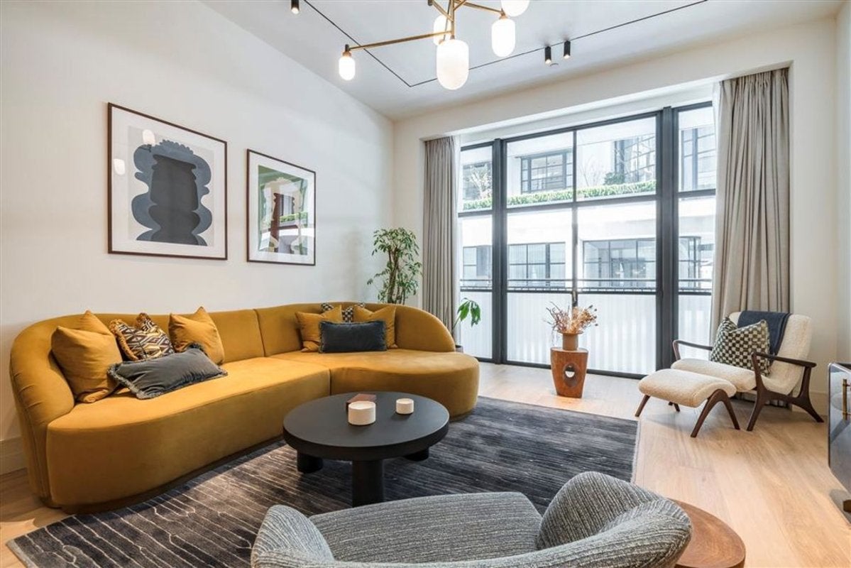 Flat Redan Place in City of Westminster