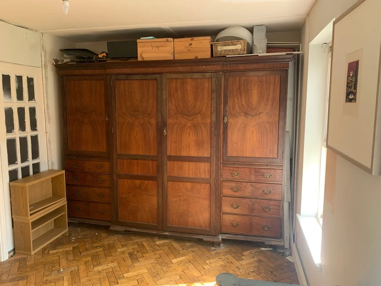 Room Coates Lane in High Wycombe