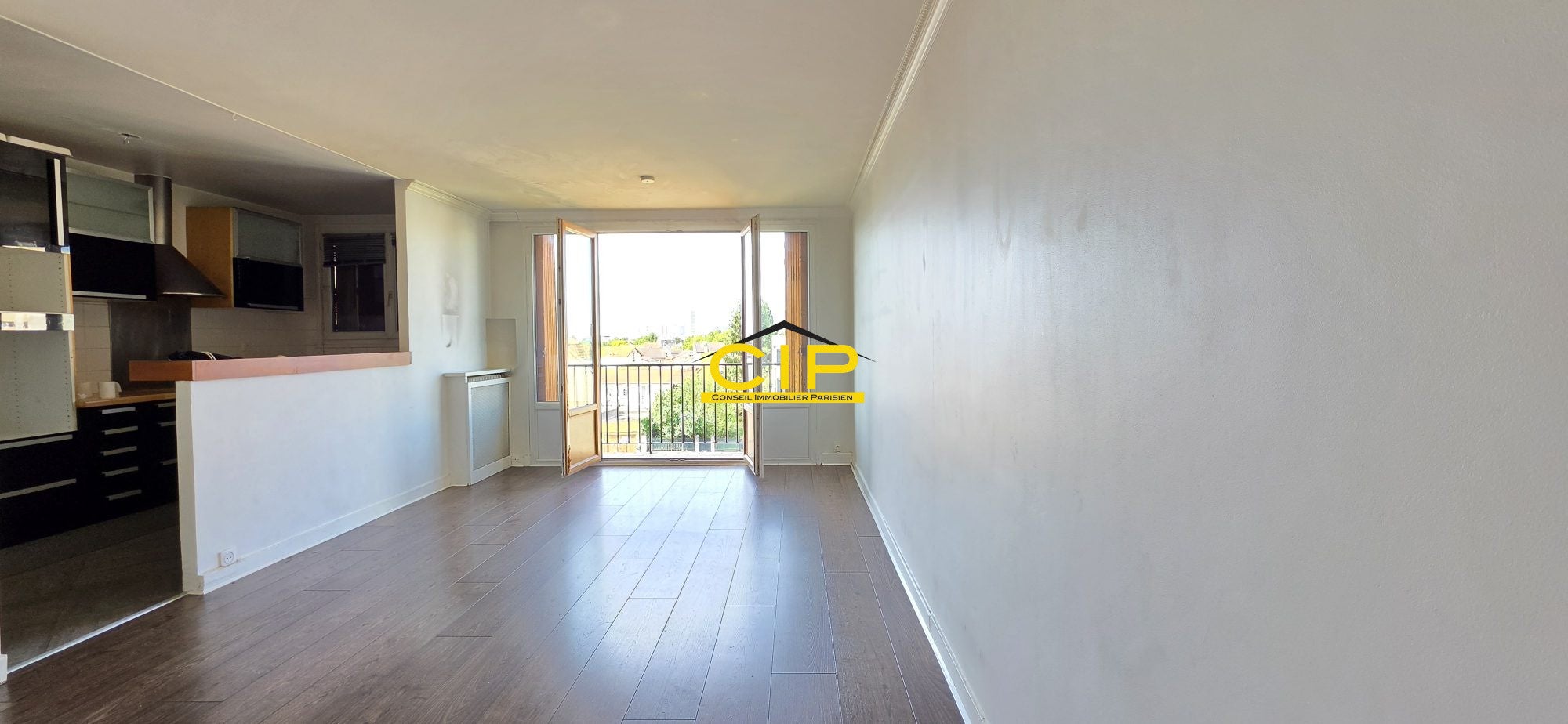 Flat Rue Pierre Curie in Romainville