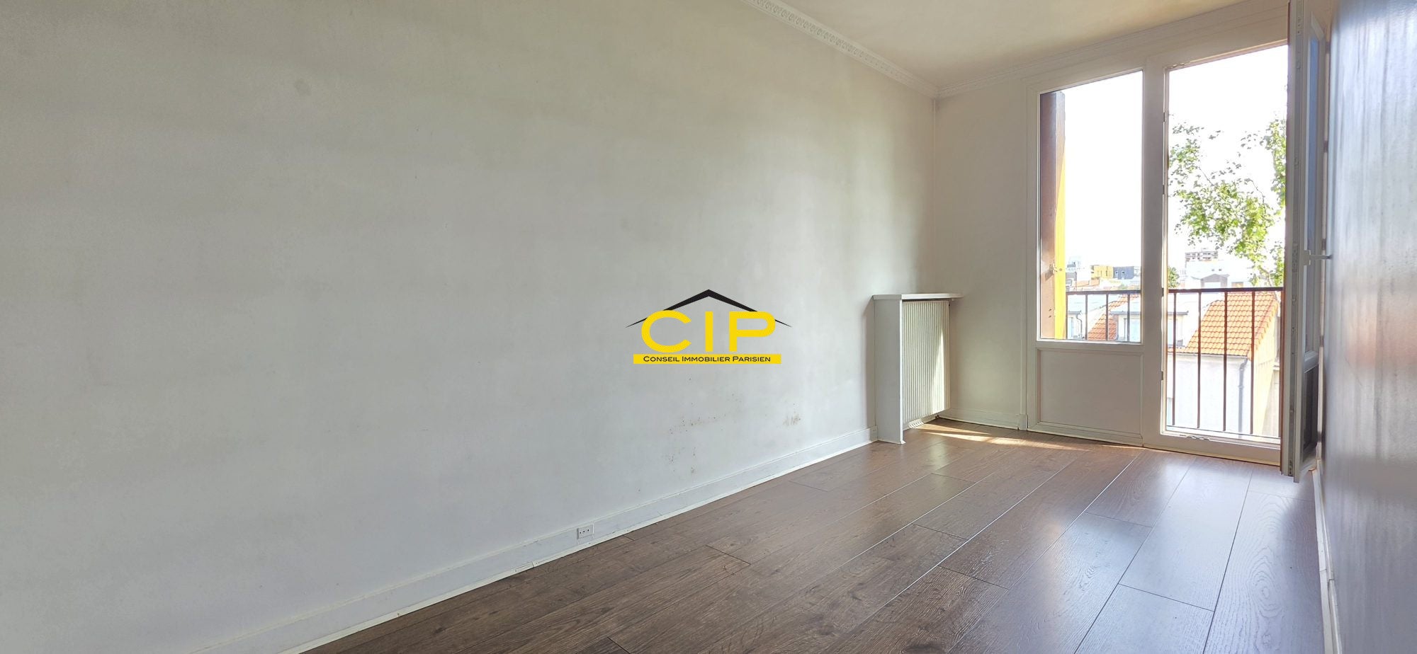 Flat Rue Pierre Curie in Romainville
