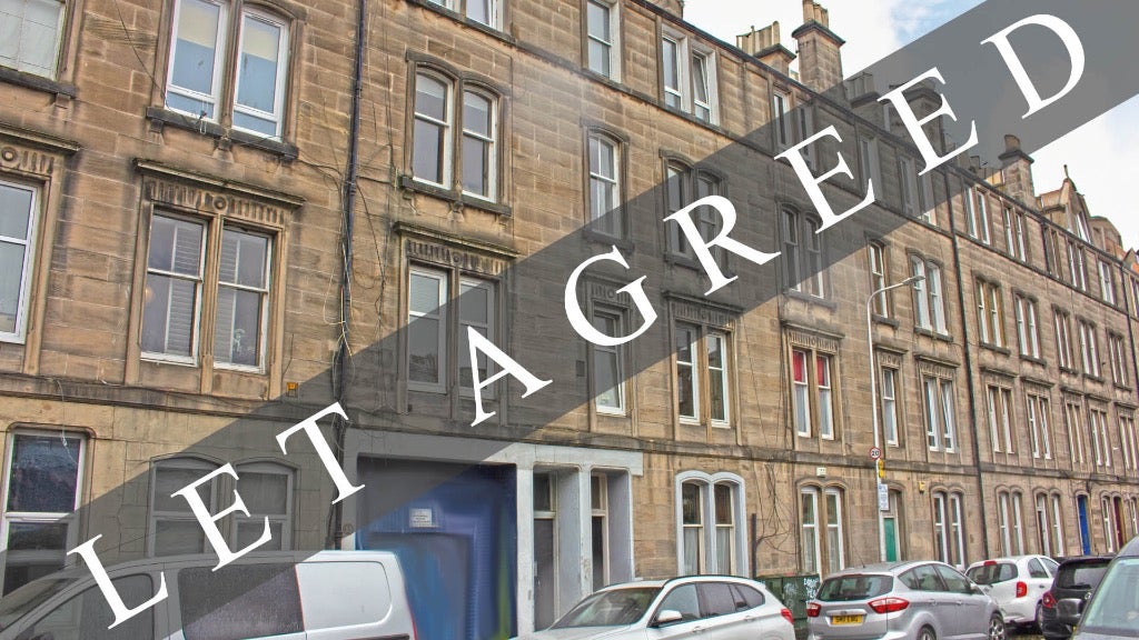 Flat Dalmeny Street in City of Edinburgh