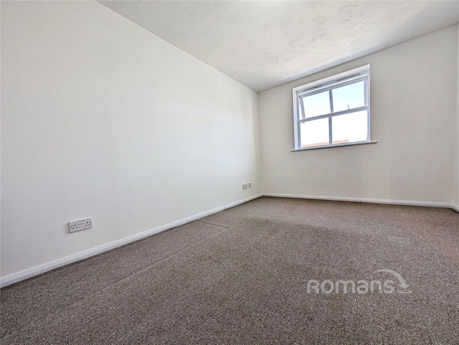 Flat Elm Park in Reading