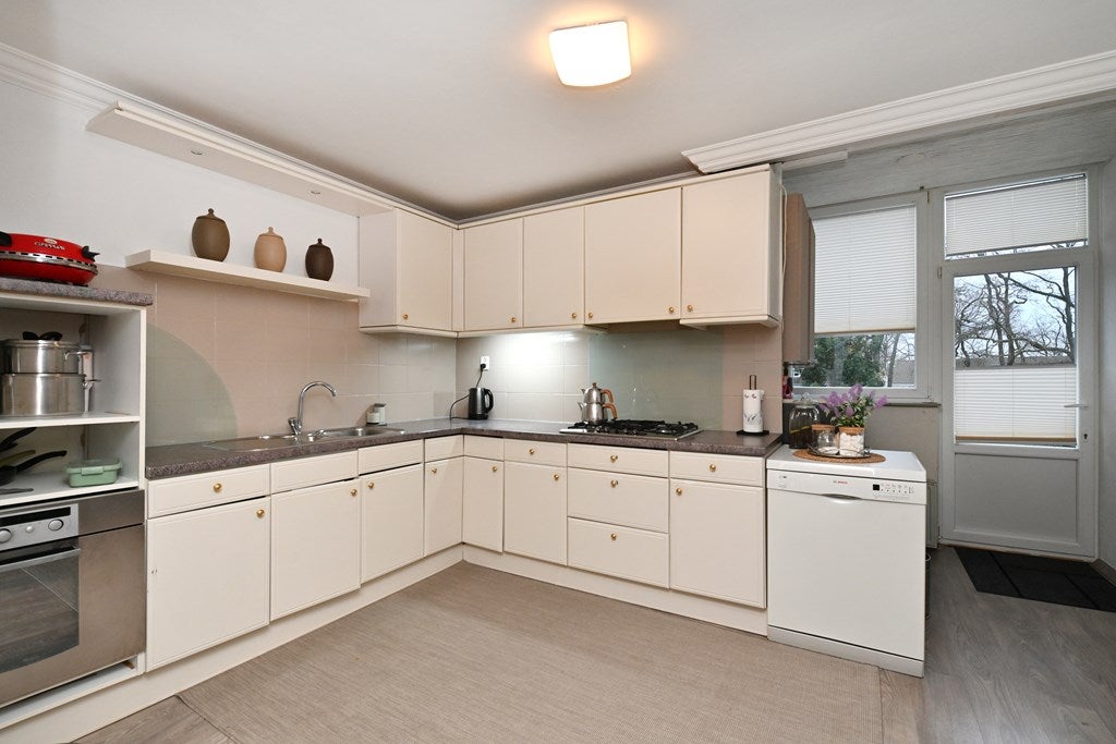 Appartement te koop: Antwerpsestraatweg 107A, Bergen Op Zoom