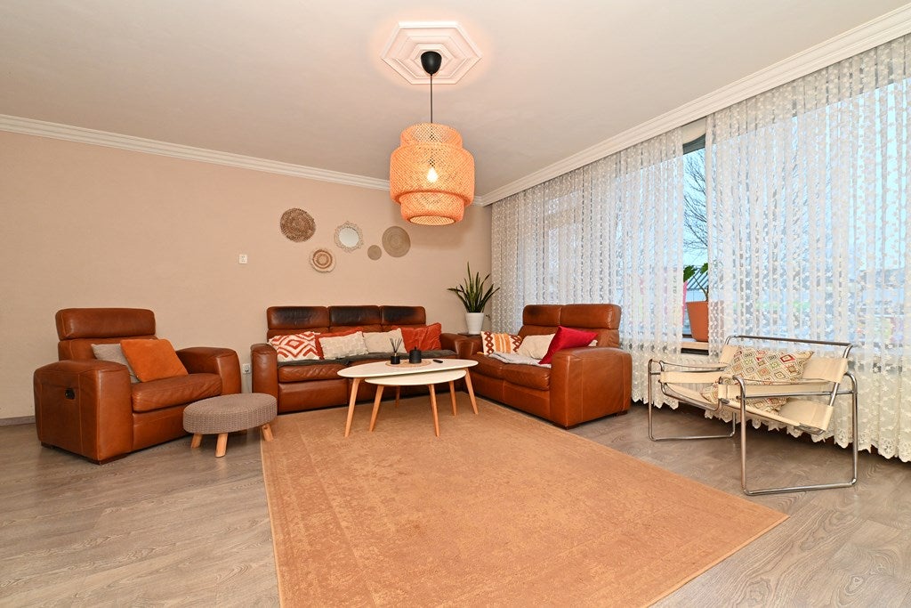 Appartement te koop: Antwerpsestraatweg 107A, Bergen Op Zoom