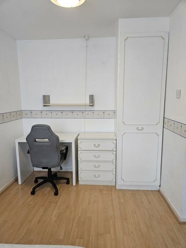 Room Bramble Close in Cardiff
