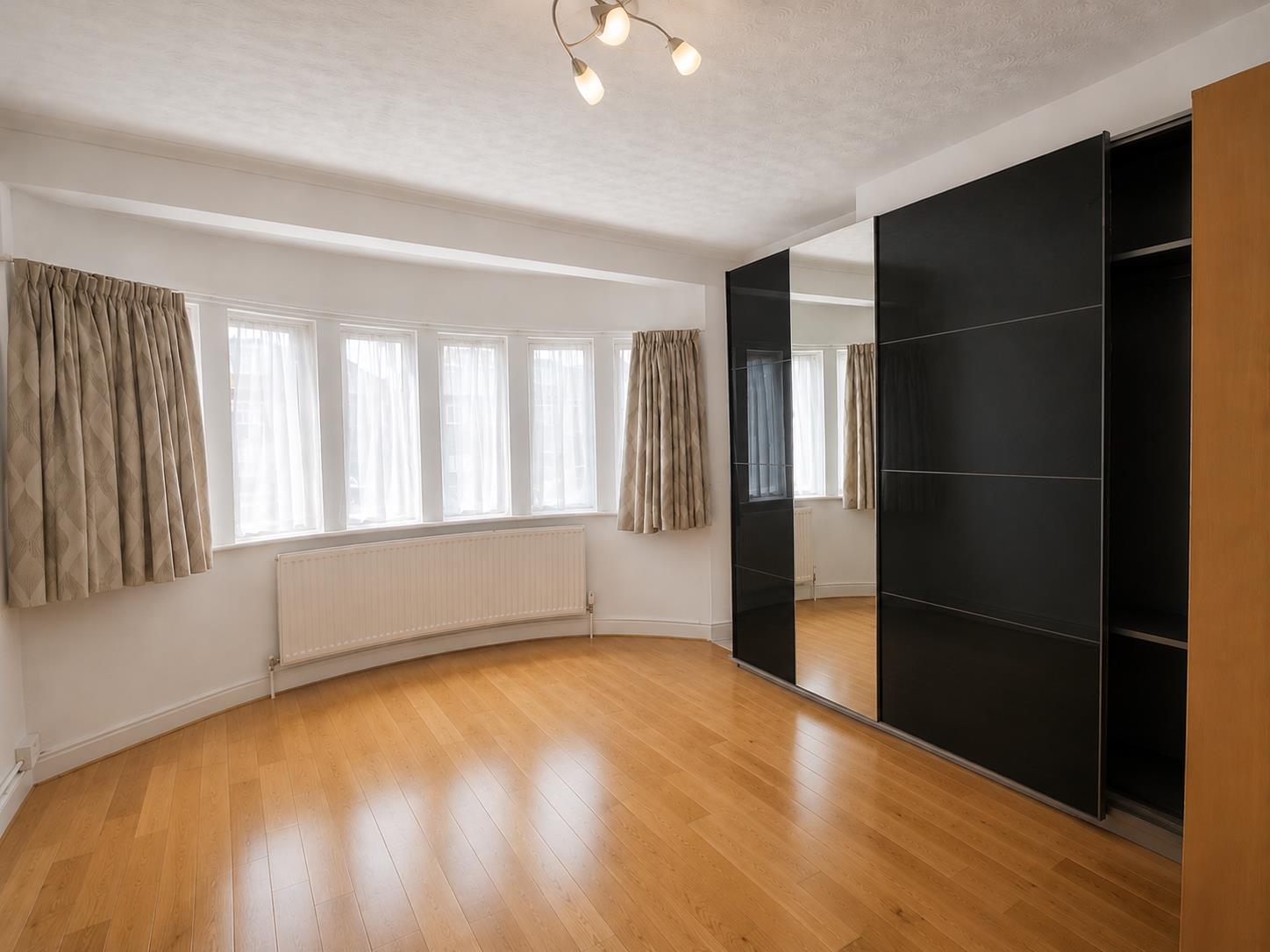 House Walmington Fold in Greater London