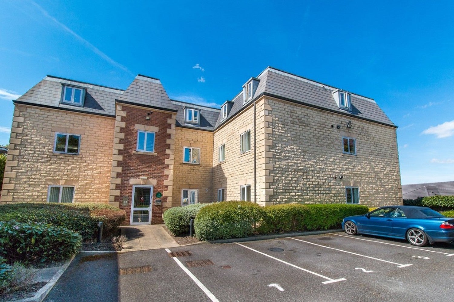 Flat Mountenoy Road in Rotherham