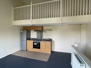 Room Padside Close in Leicester