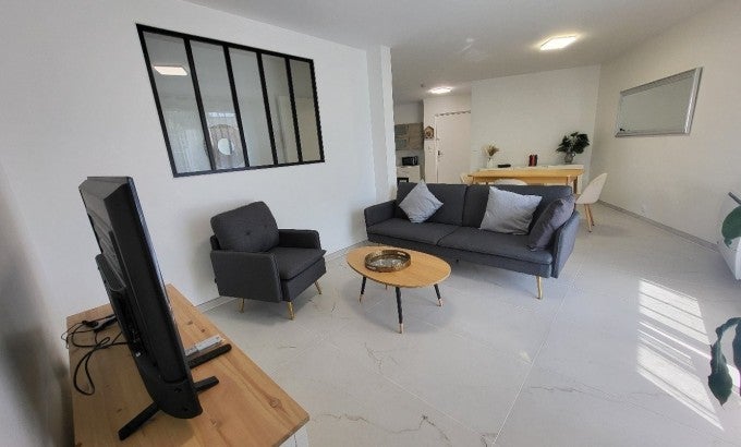 Flat Rue Gabriel Péri in Saint-Denis